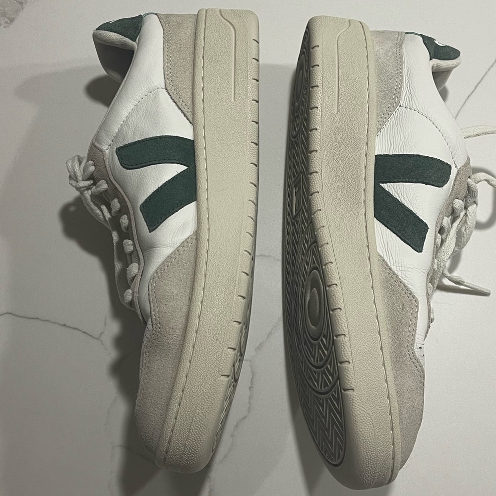 VGUC Anthropologie Veja V-90 Sneaker - 10 - Picture 5 of 10